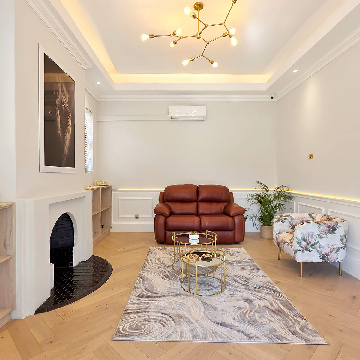 Lounge seating area